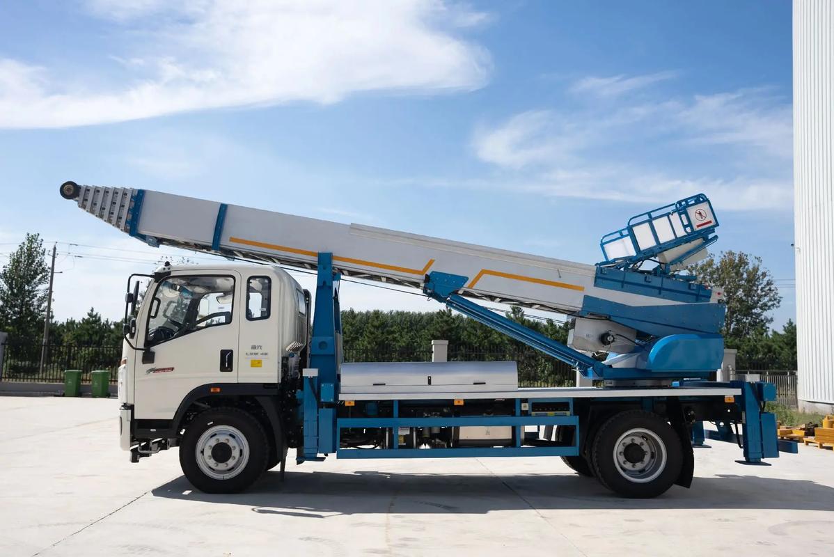 延津云梯上料车租赁费用